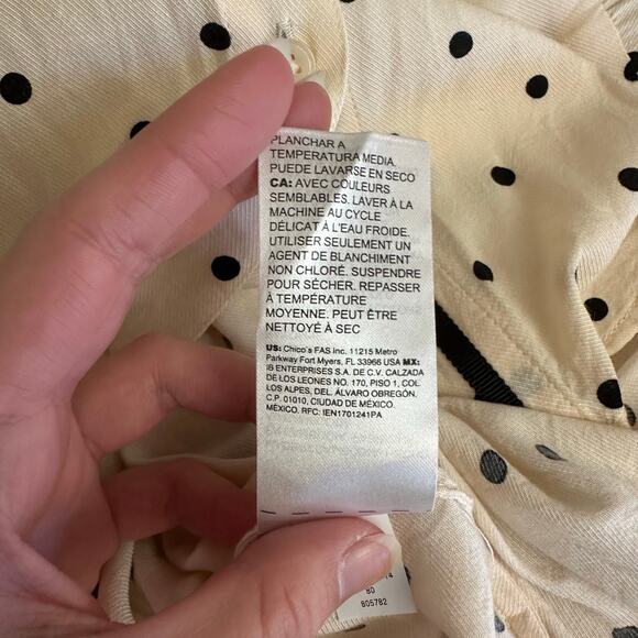 Chico’s Cream & Black Polka Dot Button Down Blouse Size 2 (L/XL) Long Sleeve Top - Picture 6 of 8